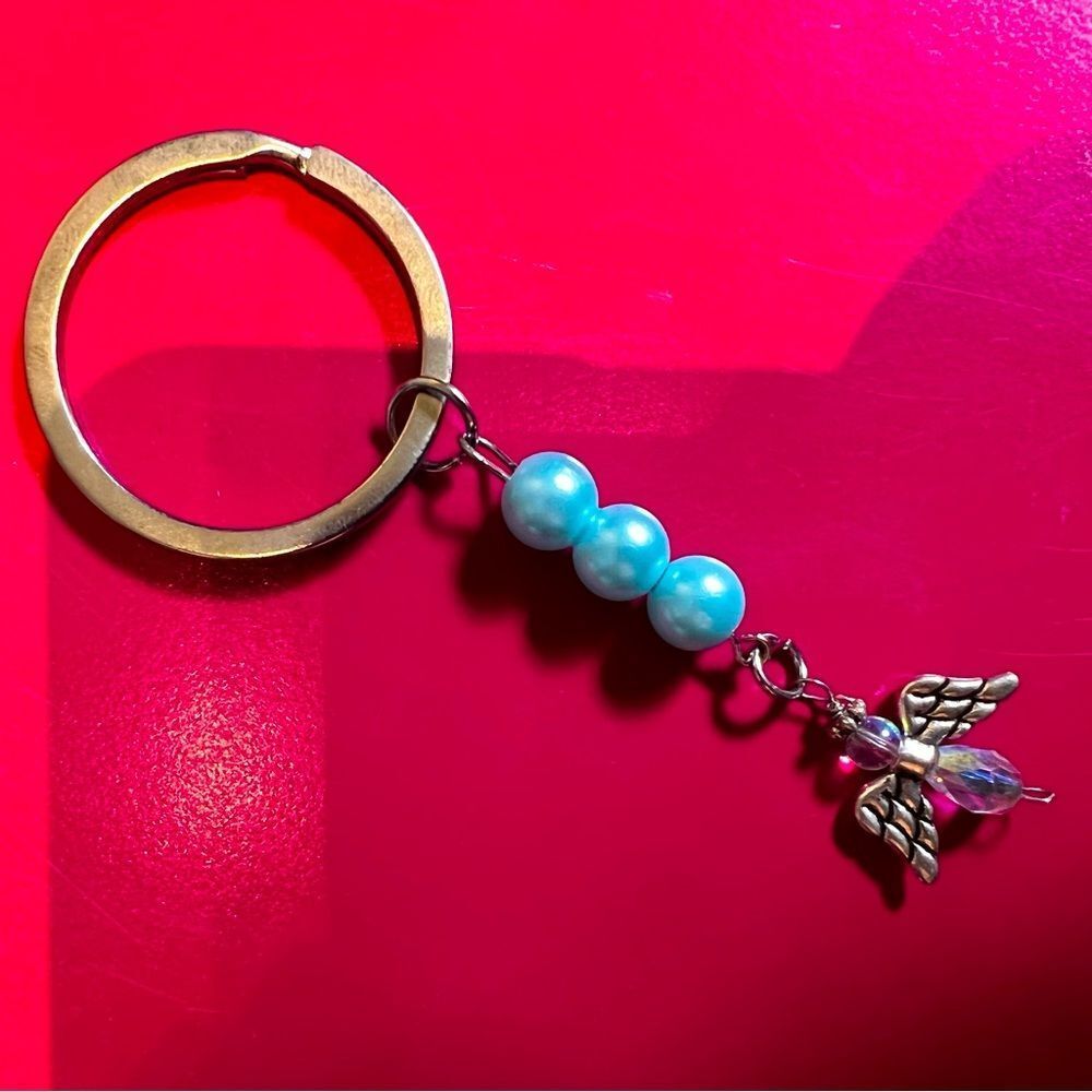 Keychain With Small Angel - Picture 2 of 3